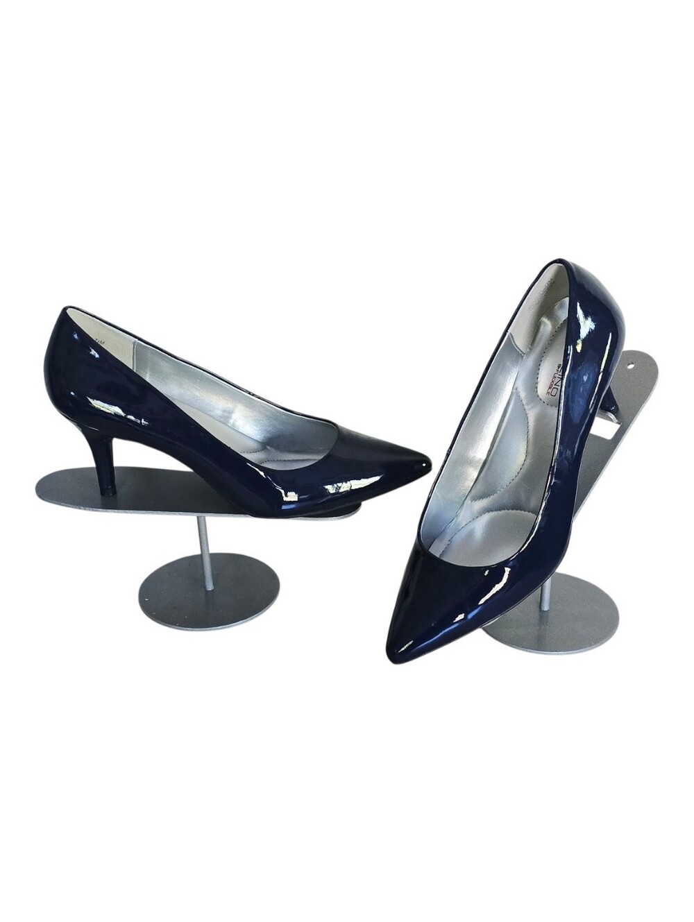 New W/o Box Bandolino Classic Navy Patent Pointed-Toe Pumps - Women 7.5